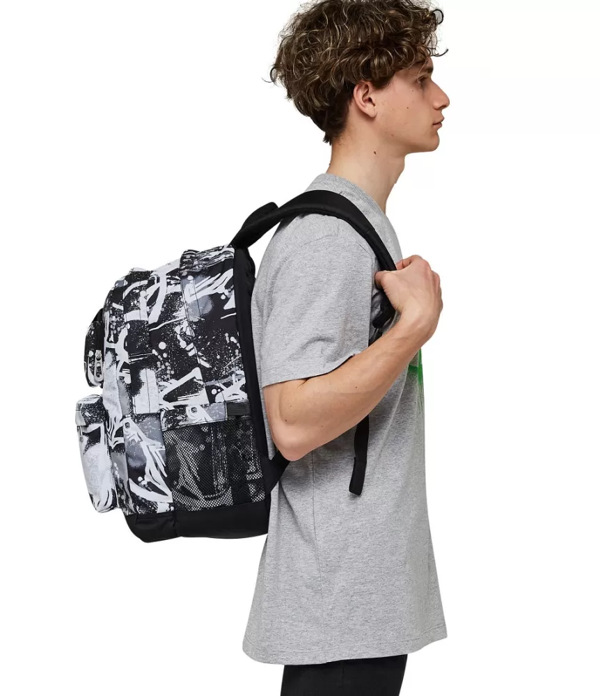 Best Seven ® The Double Pro Xxl Pockets Backpack With Wireless Earphones